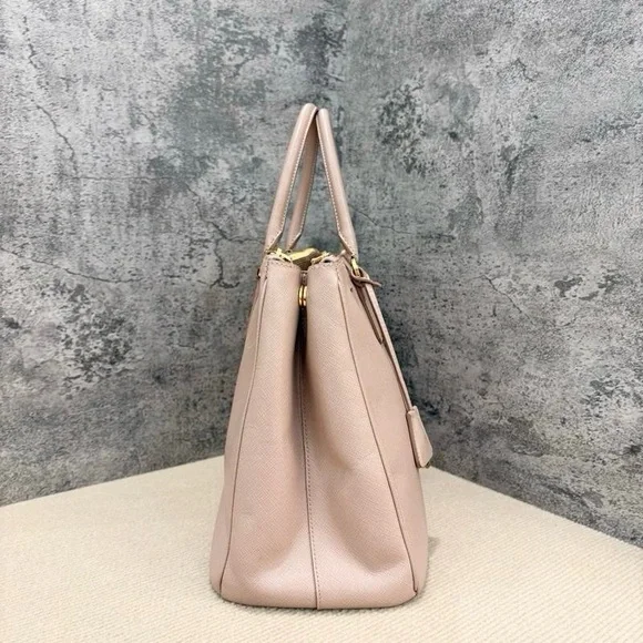 Prada Galleria Saffiano Calfskin (Dusty Pink) Large Leather Double Zip Tote - Picture 5 of 11